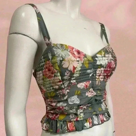BOG Band of Gypsies quilted ruched floral crop bra top women’s size XS - Picture 5 of 13